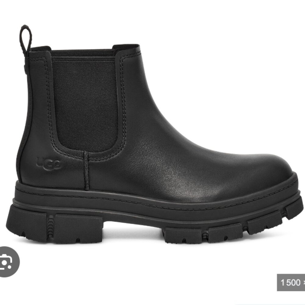Brand new Ashton Chelsea Ugg boots - size 7.5 - black - waterproof